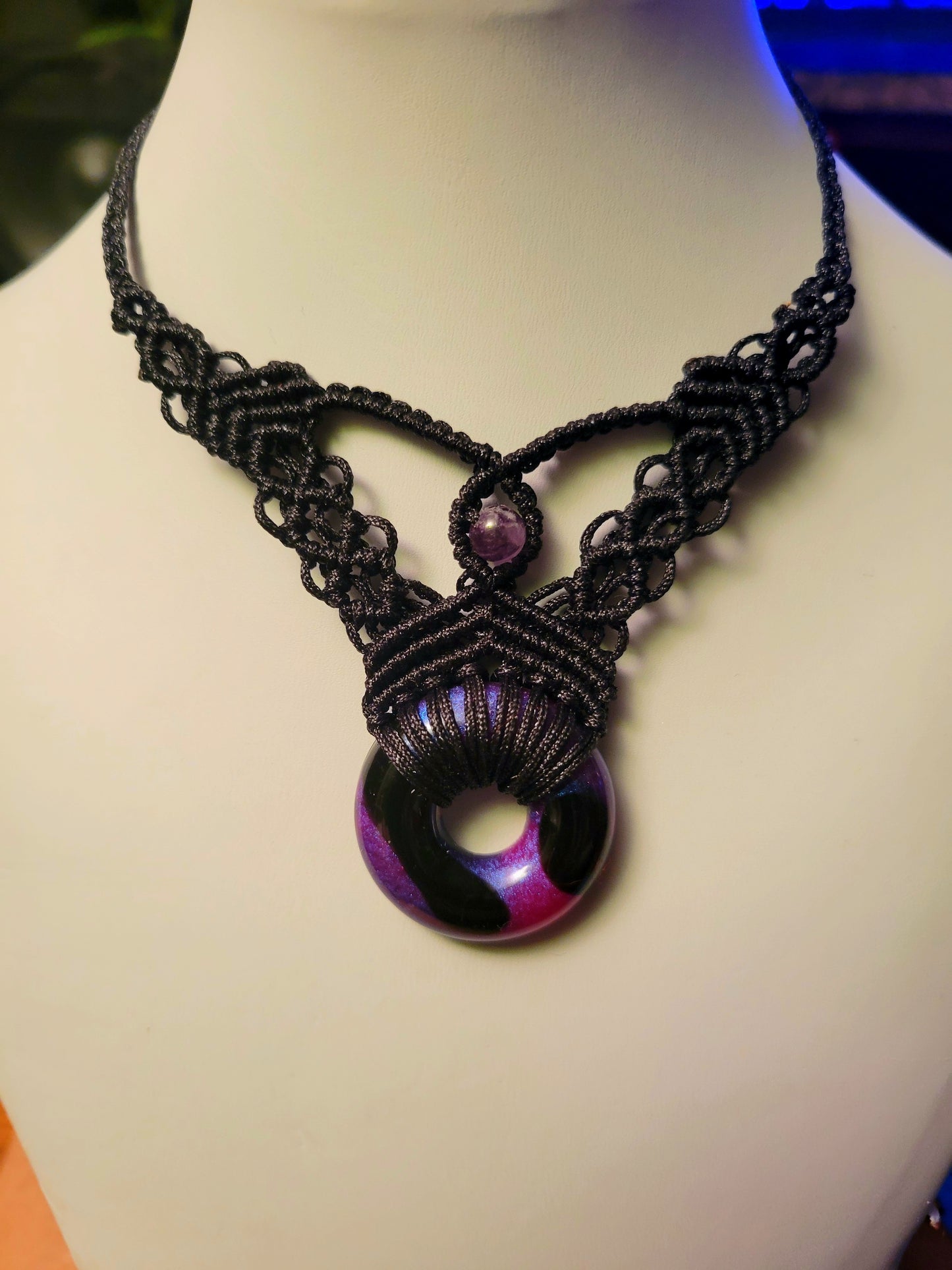 Collier micro macramé